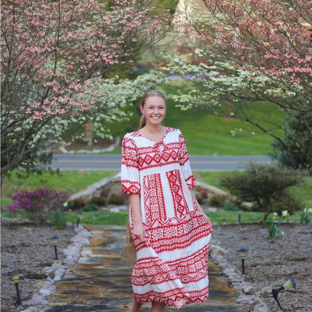 Savannah MIDI dress from Modestly Maintained NWT size M